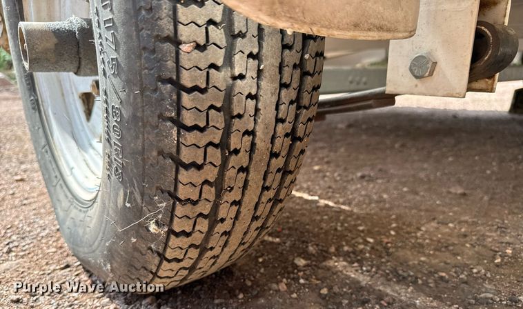 image for item DS7547 1997 Bayliner 1750LS  boat