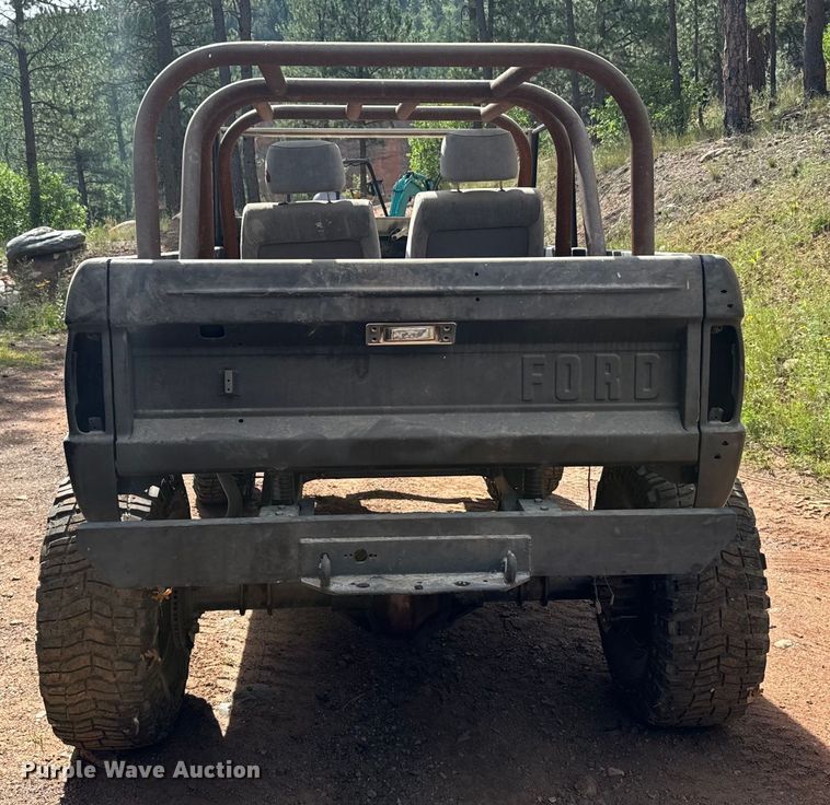 image for item DS7548 1967 Ford Bronco SUV