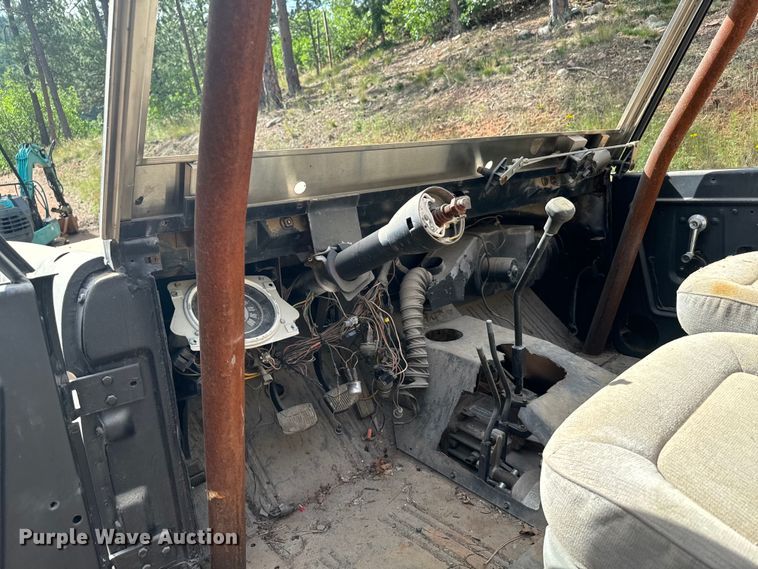 image for item DS7548 1967 Ford Bronco SUV