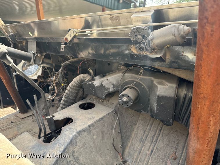 image for item DS7548 1967 Ford Bronco SUV