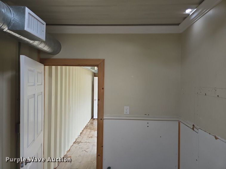 image for item DT5252 Office container