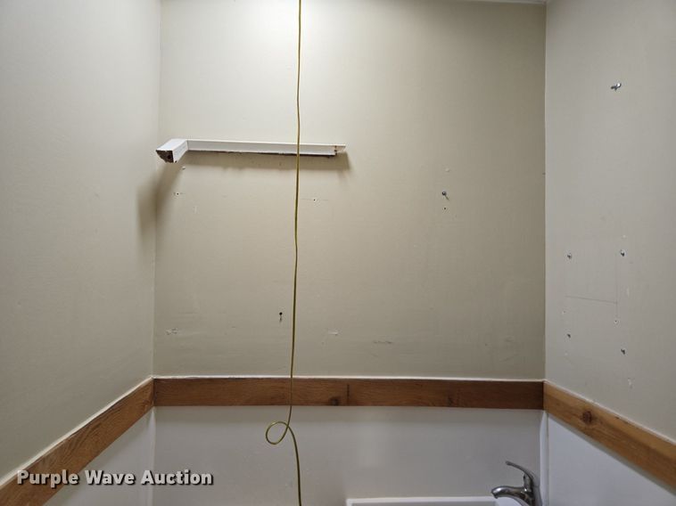 image for item DT5252 Office container