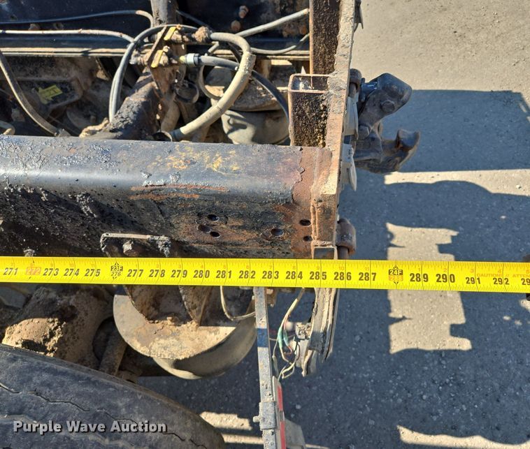 image for item DT7758 2010 Kenworth T800 truck cab and chassis