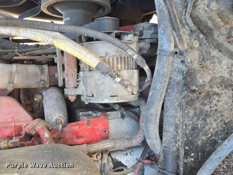 image for item DT7758 2010 Kenworth T800 truck cab and chassis