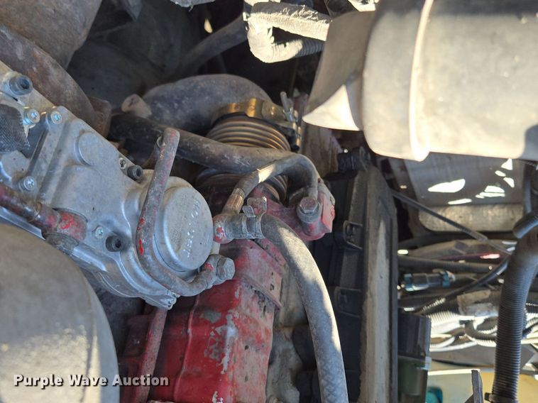 image for item DT7758 2010 Kenworth T800 truck cab and chassis