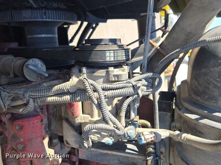 image for item DT7758 2010 Kenworth T800 truck cab and chassis