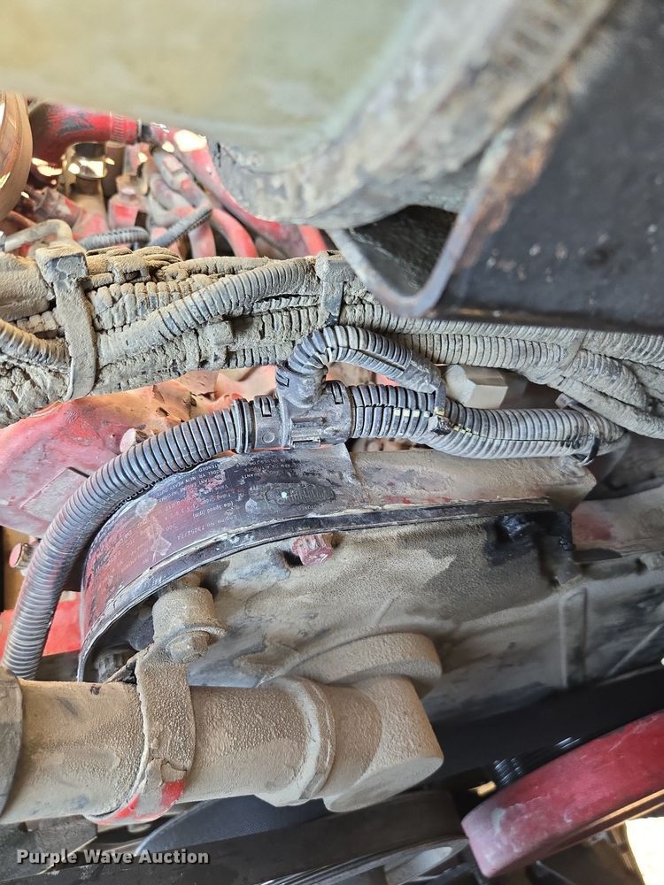 image for item DT7758 2010 Kenworth T800 truck cab and chassis