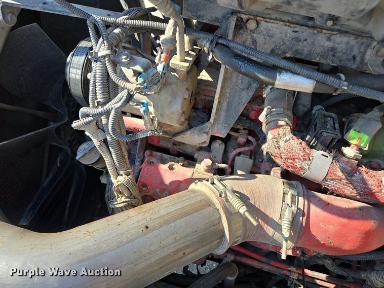 image for item DT7758 2010 Kenworth T800 truck cab and chassis