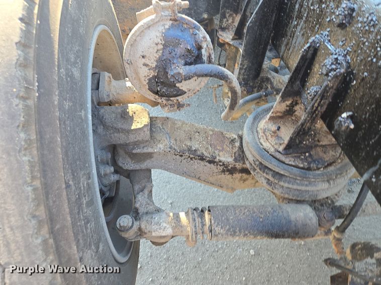 image for item DT7758 2010 Kenworth T800 truck cab and chassis