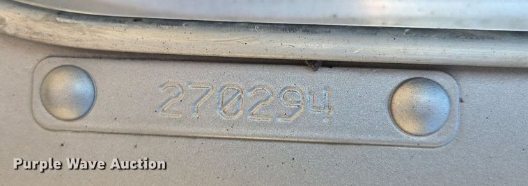 image for item DT7758 2010 Kenworth T800 truck cab and chassis