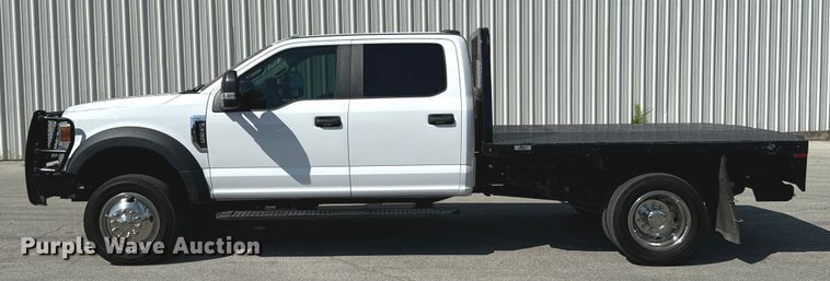 image for item DX1082 2022 Ford F550 Super Duty XL Crew Cab pickup truck