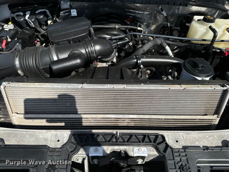 image for item DX1082 2022 Ford F550 Super Duty XL Crew Cab pickup truck