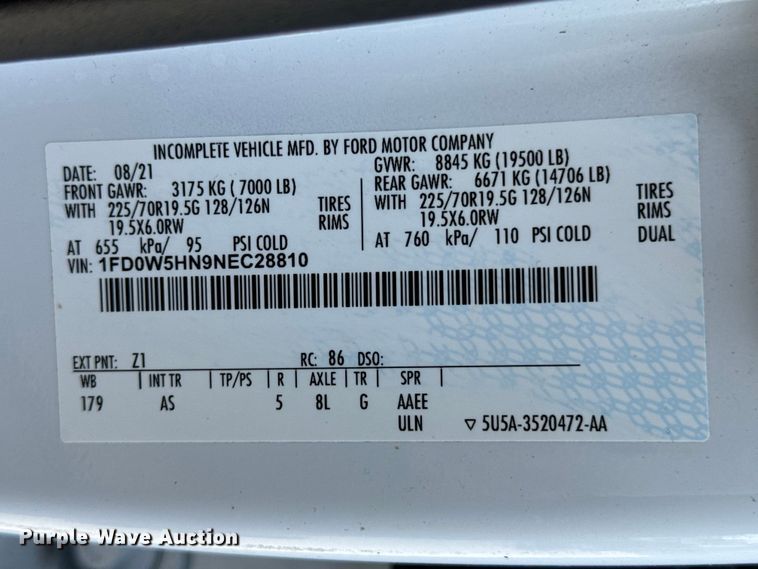 image for item DX1082 2022 Ford F550 Super Duty XL Crew Cab pickup truck