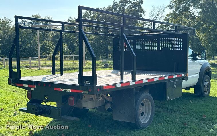 image for item DX1124 2006 Ford F550 Super Duty XL flatbed truck