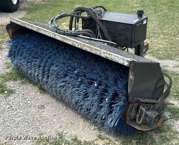 image for item DX1126 Paladin Sweepster broom