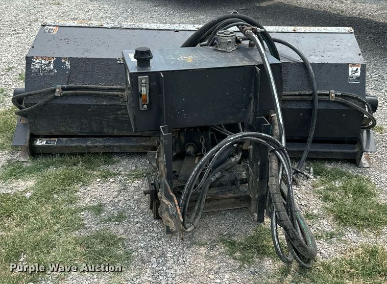 image for item DX1126 Paladin Sweepster broom