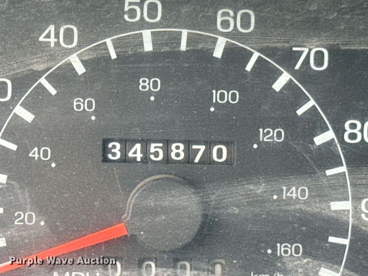 image for item DX1127 2000 Ford F650 Super Duty XL dump flatbed truck