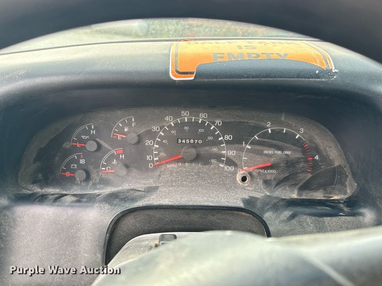 image for item DX1127 2000 Ford F650 Super Duty XL dump flatbed truck