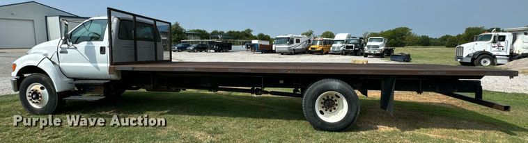 image for item DX1128 2006 Ford F750 Super Duty XL flatbed truck