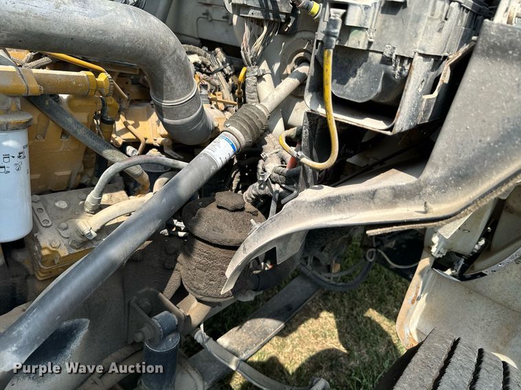 image for item DX1128 2006 Ford F750 Super Duty XL flatbed truck