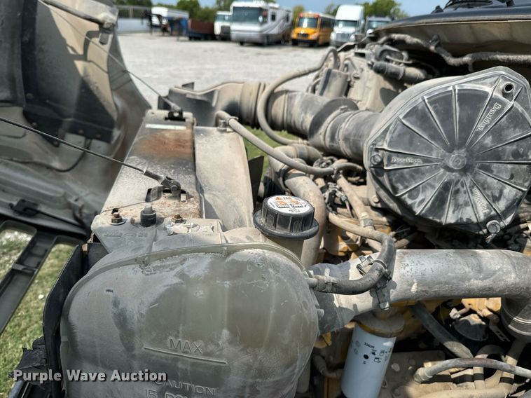 image for item DX1128 2006 Ford F750 Super Duty XL flatbed truck