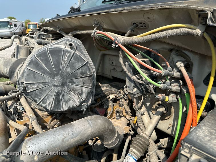 image for item DX1128 2006 Ford F750 Super Duty XL flatbed truck