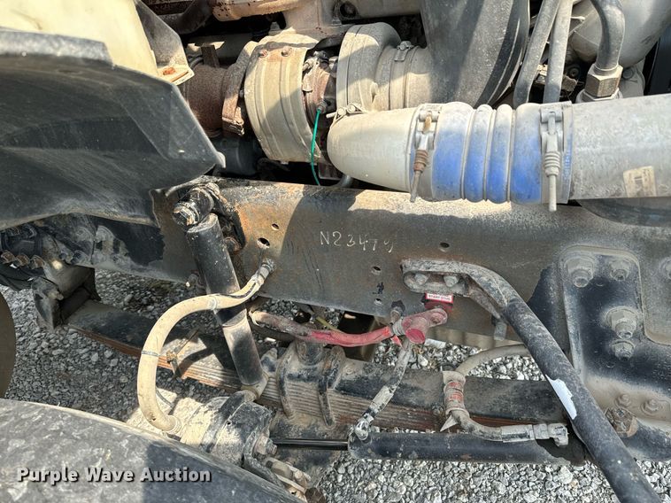 image for item DX1130 2005 Sterling L9500 flatbed truck