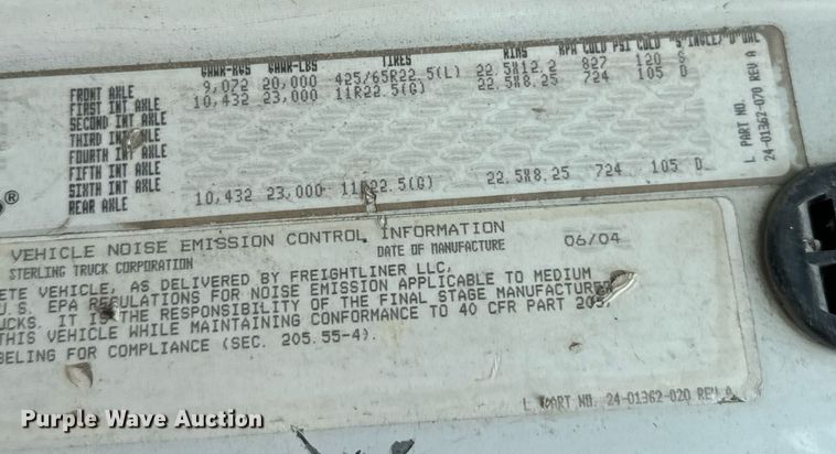 image for item DX1130 2005 Sterling L9500 flatbed truck