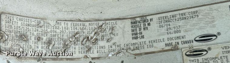 image for item DX1130 2005 Sterling L9500 flatbed truck