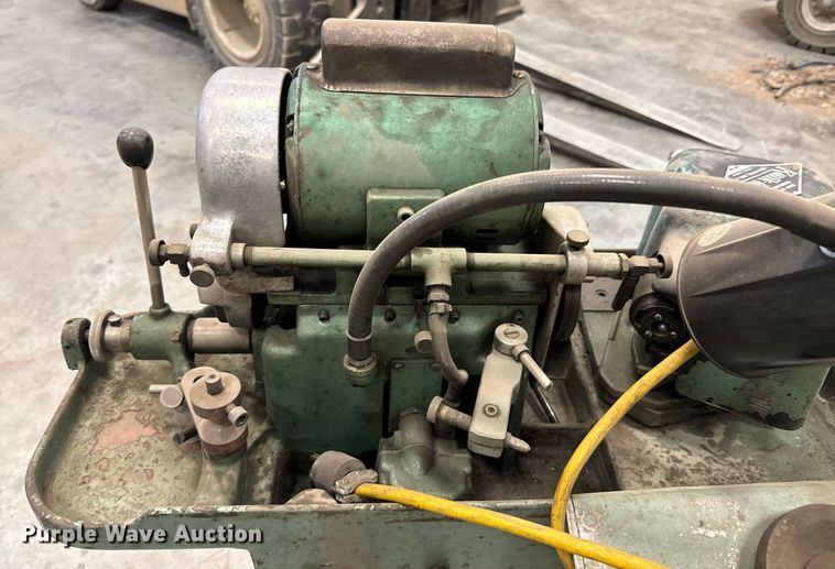 image for item DX1142 Kwik-Way valve grinder