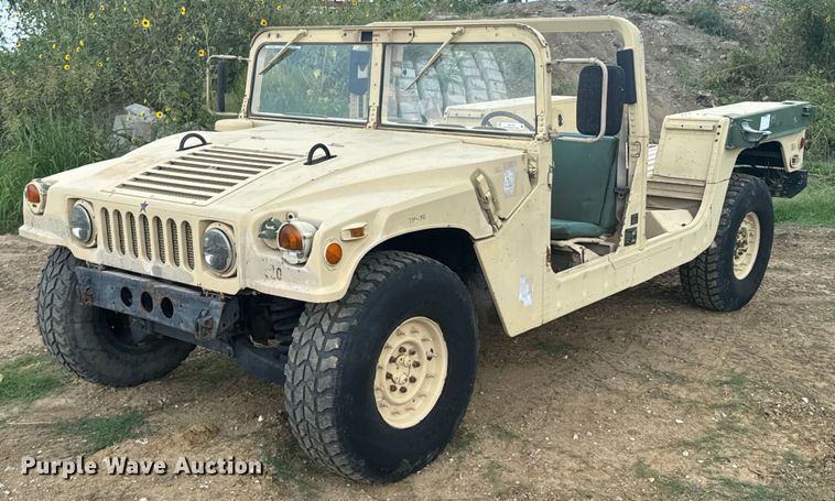 image for item DX1193 2009 AM General M1097R1 HMMWV SUV