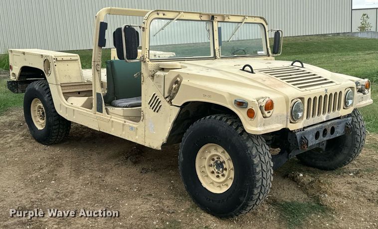 image for item DX1193 2009 AM General M1097R1 HMMWV SUV