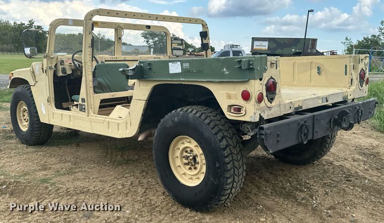 image for item DX1193 2009 AM General M1097R1 HMMWV SUV