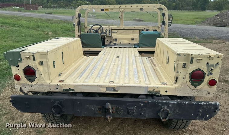 image for item DX1193 2009 AM General M1097R1 HMMWV SUV