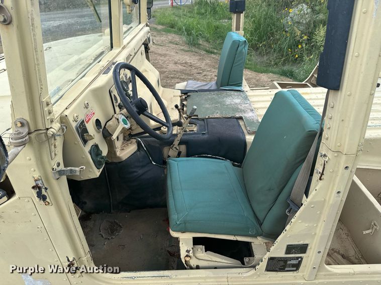 image for item DX1193 2009 AM General M1097R1 HMMWV SUV