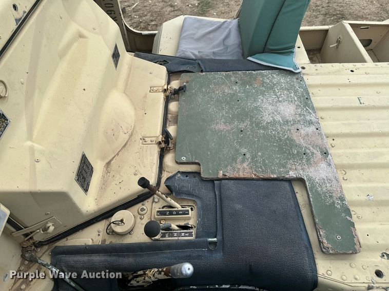 image for item DX1193 2009 AM General M1097R1 HMMWV SUV