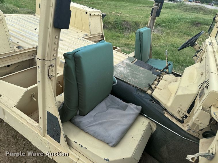 image for item DX1193 2009 AM General M1097R1 HMMWV SUV