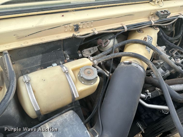 image for item DX1193 2009 AM General M1097R1 HMMWV SUV