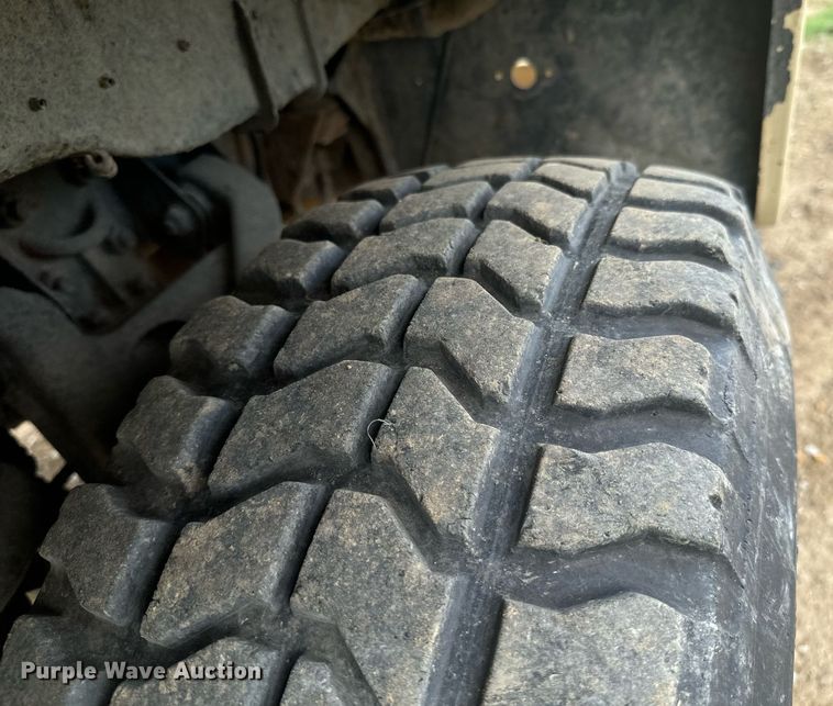 image for item DX1193 2009 AM General M1097R1 HMMWV SUV