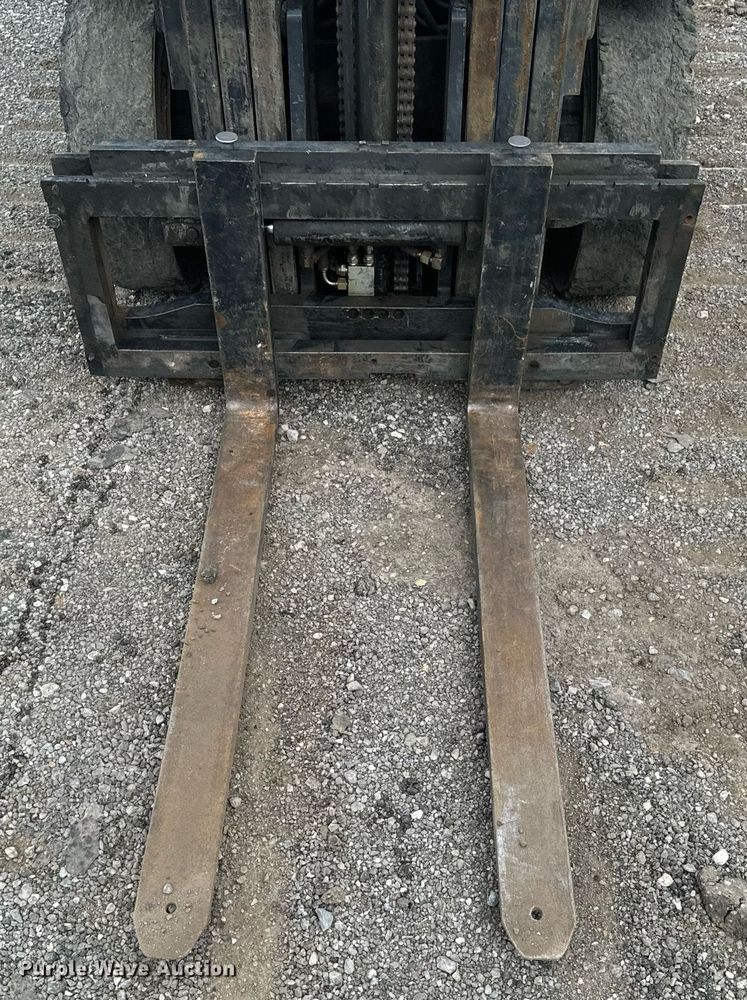 image for item DX1195 Daewoo G25P forklift