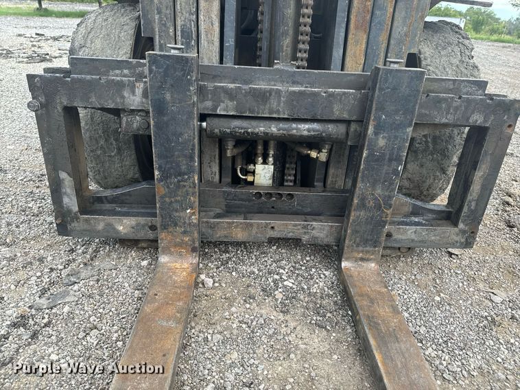 image for item DX1195 Daewoo G25P forklift