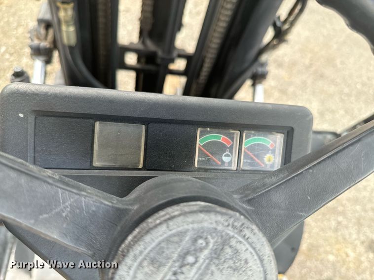 image for item DX1195 Daewoo G25P forklift