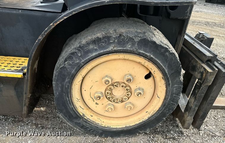 image for item DX1195 Daewoo G25P forklift