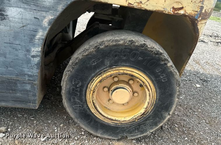 image for item DX1195 Daewoo G25P forklift