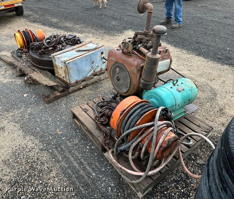 image for item EE7525 Tools