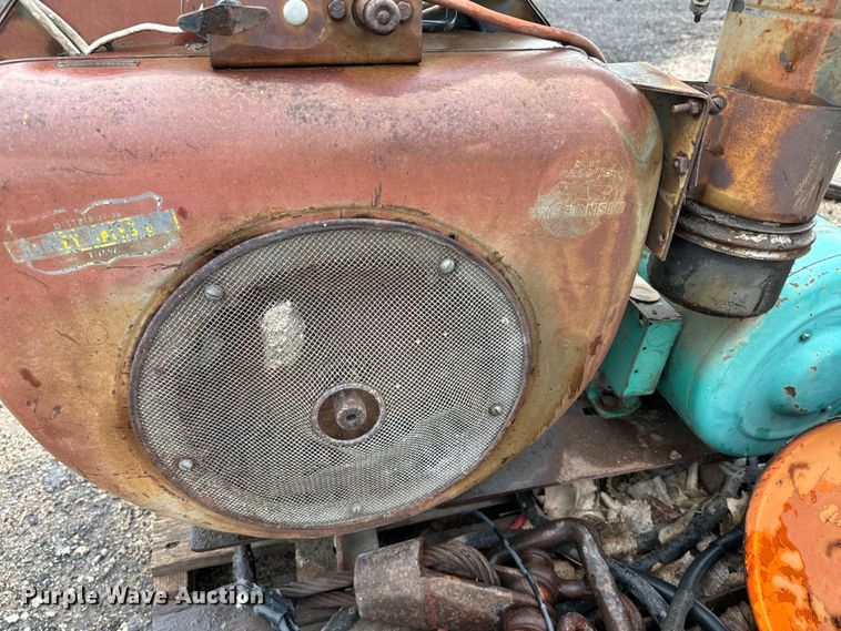 image for item EE7525 Tools