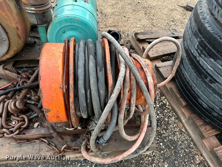 image for item EE7525 Tools