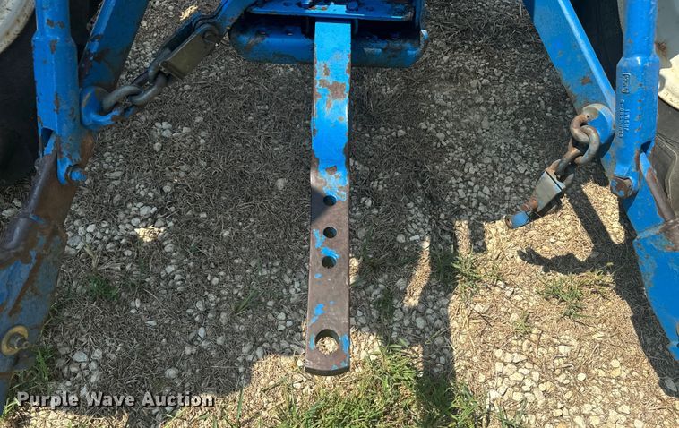 image for item EE7542 1968 Ford 4000 tractor