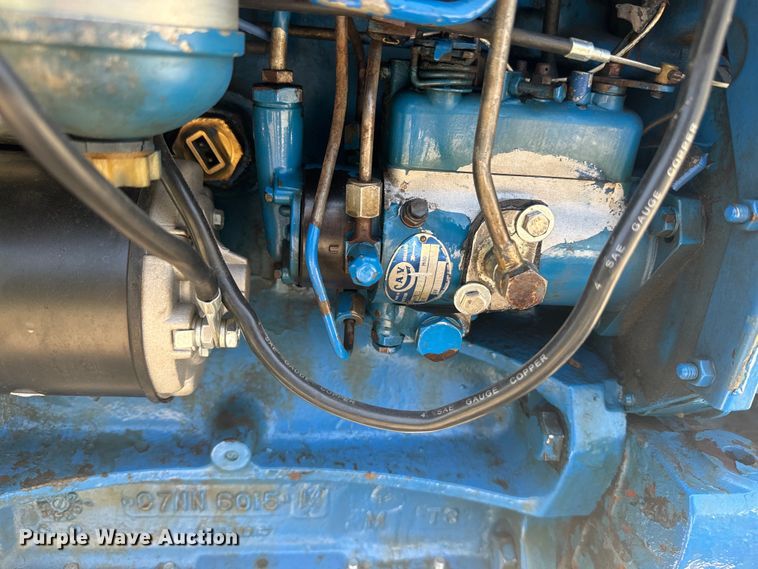 image for item EE7542 1968 Ford 4000 tractor