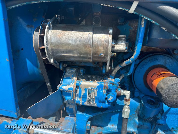 image for item EE7542 1968 Ford 4000 tractor